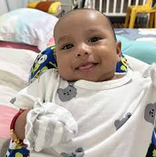 woke up in LA. Game time! 💜💛🖤