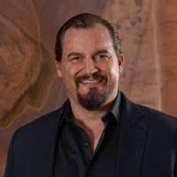 Derek Sola's Instagram, Twitter & Facebook