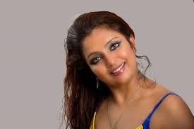 Can brown eyes color change to hazel naturally?