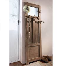 Besuchen Sie Die Post Fur Mehr Diy Trends Garderobe Landhaus Alte Tur Innenstallturen