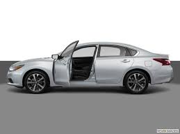 When you choose the tried and true vq35 engine, a power plant that nissan used in everything from the 350z to the fx35, you also get a sport tuned suspension and 18 inch split five spoke rims standard. 2017 Nissan Altima Values Cars For Sale Kelley Blue Book