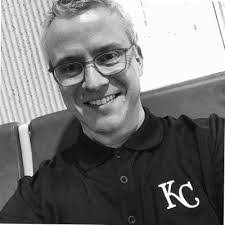 Dena Hull's Instagram, Twitter & Facebook