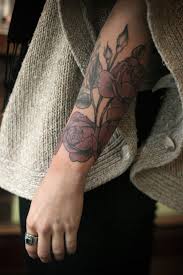 Southpaw Bird Behind Ear Tattoo Red Rose Tattoos For Women Tattoos Cool Tattoos Ink Tattoo