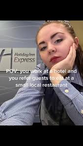 Support small businesses✨ #fyp #hotel #work #workbesties #yum