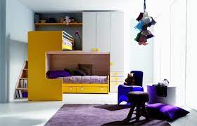 Un letto a castello è un tipo di letto in cui due reti sono sovrapposte l'una sull'altra. Camerette A Soppalco Angolare Camerette Per Bambini