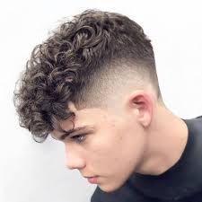 Fade X Curls Snutko Use Menshairs And Tag Us In Your Pictures For A Chance To Get F Sac Kesim Modelleri Sakal Ve Sac Sac Kesimleri