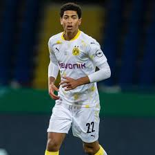 Dortmund's english midfielder jude bellingham celebrates after the german first division bundesliga football match fc schalke 04 vs borussia dortmund. Pin Auf Cracks