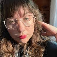 Allison Blakeslee's Instagram, Twitter & Facebook