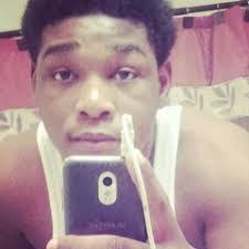 Deandre Davidson's Instagram, Twitter & Facebook