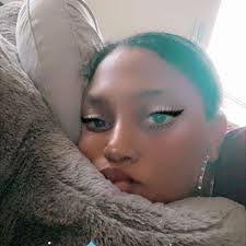 Myra Watkins's Instagram, Twitter & Facebook