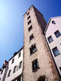 Hier kannst du für regensburg ein gesuch schreiben. Studentenwohnungen Zimmer Gesucht