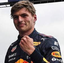 Someone knew he would achieve the formula 1 category. Formel 1 Verstappens Bravourstuck Wird Von Schwerem Unfall Begleitet Welt