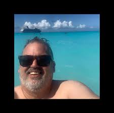 Bobby Sanders (@bobby.sanders.31)