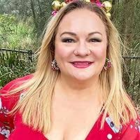 Selling Luxury: Connect with Affluent Customers, Create Unique Experiences  Through Impeccable Service, and Close the Sale by Robin Lent