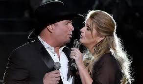She is no longer writing songs or contributing to any country music album artistically. Garth Brooks Wife Who Was Garth Brooks First Wife Music Entertainment Express Co Uk