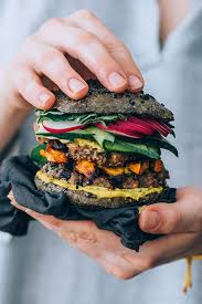 Black Bean Quinoa Burger With Activated Charcoal Bun Recipe Recipes Food Photography Quinoa Burgers