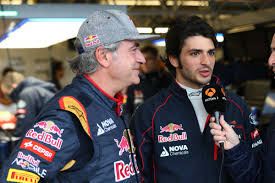 He is the son of carlos sainz, a double world rally champion, and the nephew of rally driver antonio sainz es.2345 in 2012 sainz raced in the. Carlos Sainz Jr Realises Family Fears After Father S Dakar Win