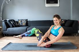 Wir alle träumen doch von einem schön trainierten bauch. Bauchmuskeltraining Zu Hause 70 Bauchubungen Fur Einen Flachen Bauch Strong Magazine