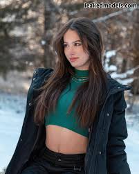 Sexy Valia Gladcova