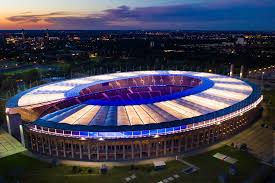 It was originally built by werner march for the 1936 summer olympics. Umbau Der Beleuchtungsanlage Im Olympiastadion Ist Abgeschlossen Entwicklungsstadt Berlin