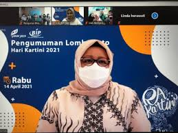 Free for commercial use no attribution required high quality images. Ferry Farhati Umumkan Juara Lomba Foto Paud Pasar Jaya Warta Indonesia