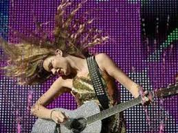 Fix my heart put on my makeup another mess i didn't plan and i'll bet you thought you beat me wish you could only see i got an i heart question mark written on the back of my hand i'd be fine if you just walked by but you had to talk about why you were wrong and i was right but i can't believe you made me sit at home cry like a baby Hq Taylor Swift I Heart Question Mark Official Fan Music Video Youtube