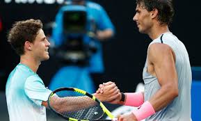 Argentine diego schwartzman pushed novak djokovic to five sets at the french open yesterday so schwartzman is endorsing a head graphene xt radical pro but what is actually underneath the. Schwartzman Ante Nadal Y Pella Frente A Isner Por Los Octavos De Final