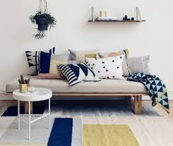 Dengan begitu, tidur anda akan semakin pulas. Grosir Bantal Guling Purwokerto Berkualitas Jual Bantal Sofa Purwokerto Termurah