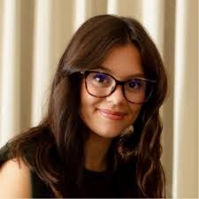 Lauren Andros's Instagram, Twitter & Facebook