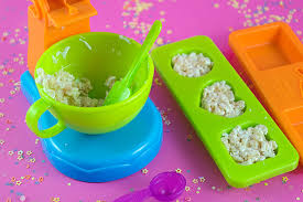 They look and taste just like the real thing! Hands On With The Yummy Nummies Marshmallow Treats Maker Yayomg