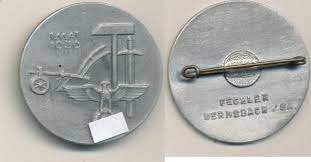 Welche schlagzeilen und nachrichten vom 01.05.1936 hat deutschland und die welt bewegt? Deutsches Reich Drittes Reich Abzeichen 1 Mai 1936 Hersteller Fechler Bernsbach Sa Leichte Gebrauchsspuren Ma Shops