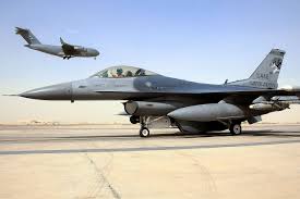 Try to make the best airplane landing and discover the wonders of flying and parking planes. Meet The F 16 Fighting Falcon The Old Fighter Jet That Keeps On Killing The National Interest