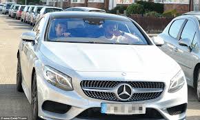 The man for the big occasion. Leicester City Heroes Greeted By Delighted Fans As They Prepare To Step Up Training Daily Mail Online