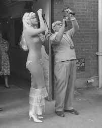 Feb 28, 2010 · also, the color photos attributed to mansfield's wedding day in 1964 are actually from the 1966 first birthday party for jayne and matt cimber's son, tony. Jayne Mansfield S Life In Photos