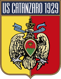 L'us catanzaro ringrazia i suoi splendidi tifosi per l'iniziativa spontanea di questo pomeriggio che li ha visti incitare i giallorossi prima dell'allenamento al poligiovino. Unione Sportiva Catanzaro 1929 Wikipedia
