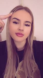 Vanessa Rock's Instagram, Twitter & Facebook