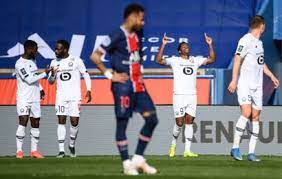 Lille affiche 21 points de plus à domicile (26) qu'à l'extérieur (5) en ligue 1 2019/20, soit le plus gros différentiel pour une équipe dans les 5 grands championnats cette saison. Ligue 1 Highlights Psg 0 1 Lille Ft
