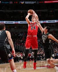 Markkanen turns steal into ferocious slam. Is Lauri Markkanen Able To Stay Suspended In Air Chicago Bulls