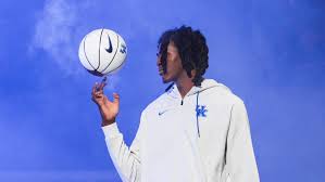 Jayden Quaintance shouldn't risk health for Kentucky basketball