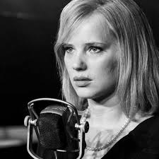 Sweat pants, puffer jacket, sensible shoes. Joanna Kulig Dwa Serduszka Film Zimna Wojna Cold War By Pinar Arkan