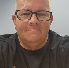 Why is my Hustler zero turn mower only clicking and not starting?