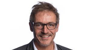 Chris Vedder's Instagram, Twitter & Facebook