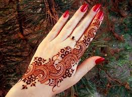 The powder is formed into a paste and then applied by various methods to create a tattoo that lasts up to a month. How To Make Mehndi Paste At Home 7 Steps