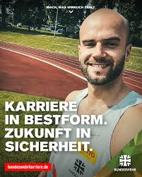 Dank der Unterstützung von der Bundeswehr kann sich Stabsunteroffizier und  Feldwebelanwärter Julian Weber voll und ganz auf seinen Sport konzentrieren  und Spitzenleistungen erbringen, wie zuletzt bei der Europameisterschaft in  Rom mit einem