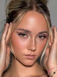 Lisa Stecker Luxury bridal Make-up Artist & Coach for Artists  (@lisa_ly_make_up) • Instagram photos and videos