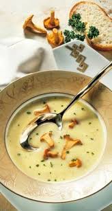 Rezept Fur Kasecremesuppe Mit Pfifferlingen Mit Bildern Rezepte Pfifferlinge Rezept Suppen