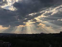 Did you know there is a y8 forum? Sun Rays Beaming Down On Stampeding Calgary Oc 4032x3024 Sun Rays Beams Photo