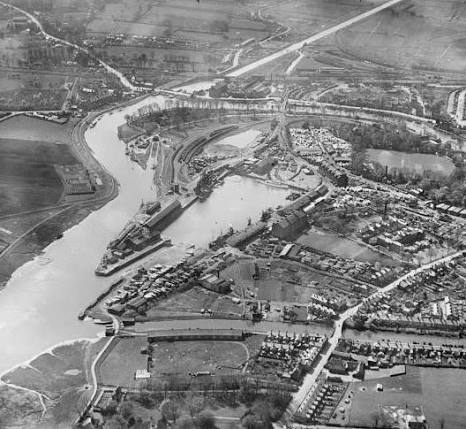 Ballard Pier in 1930 Mumbai