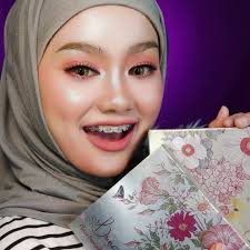 💥💥[LIP MATTE VIRAL]💥💥 Semi lip matte bungaa yang dapat merawat bibir  kering menjadi sihat dan cantik