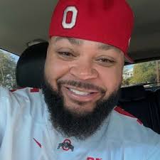 Antoine Moore (@antoine_moore98)